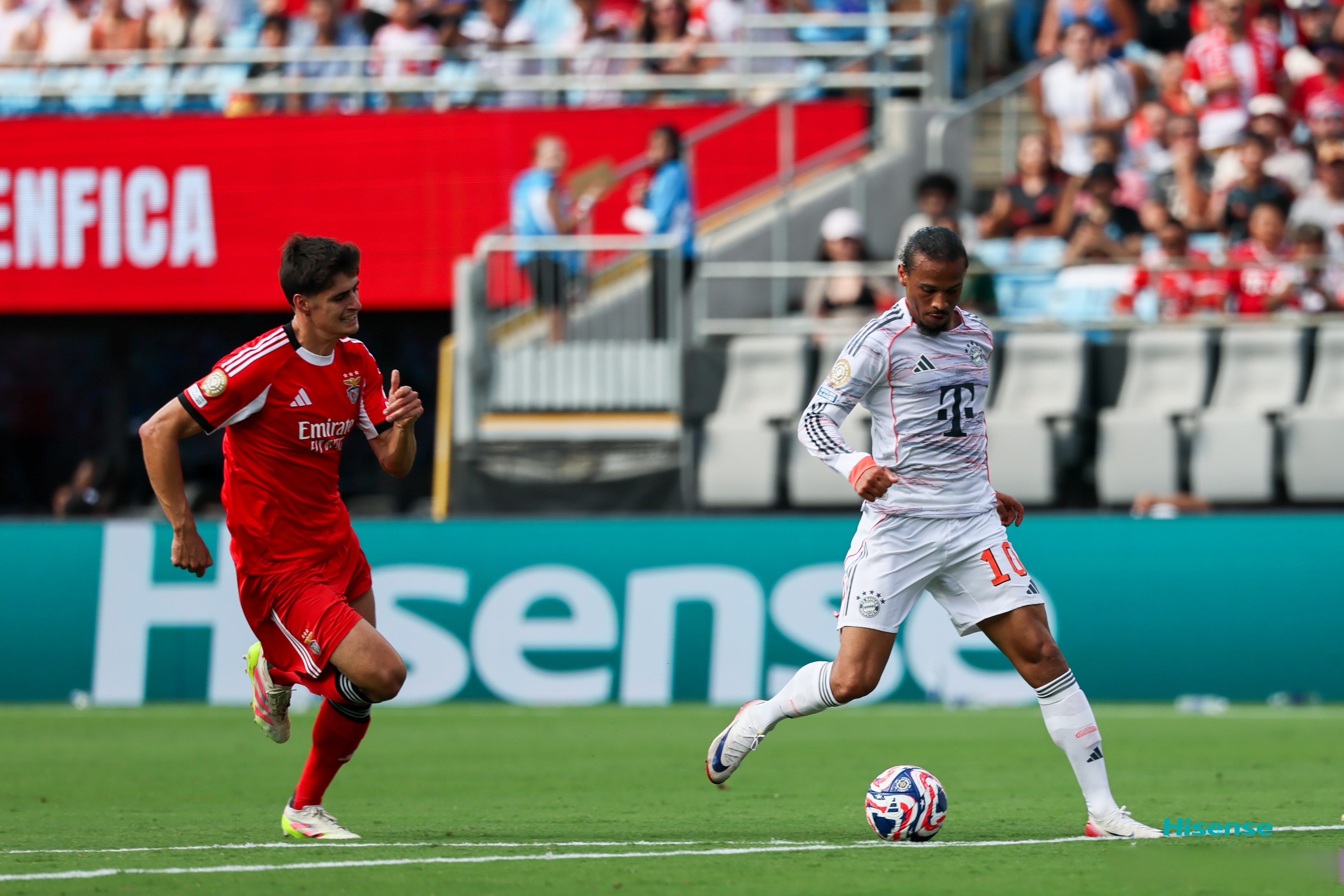 达拉斯独行侠训练开放日；赛后门线救险引欢呼；法国杯在即；控场能力受关注的简单介绍